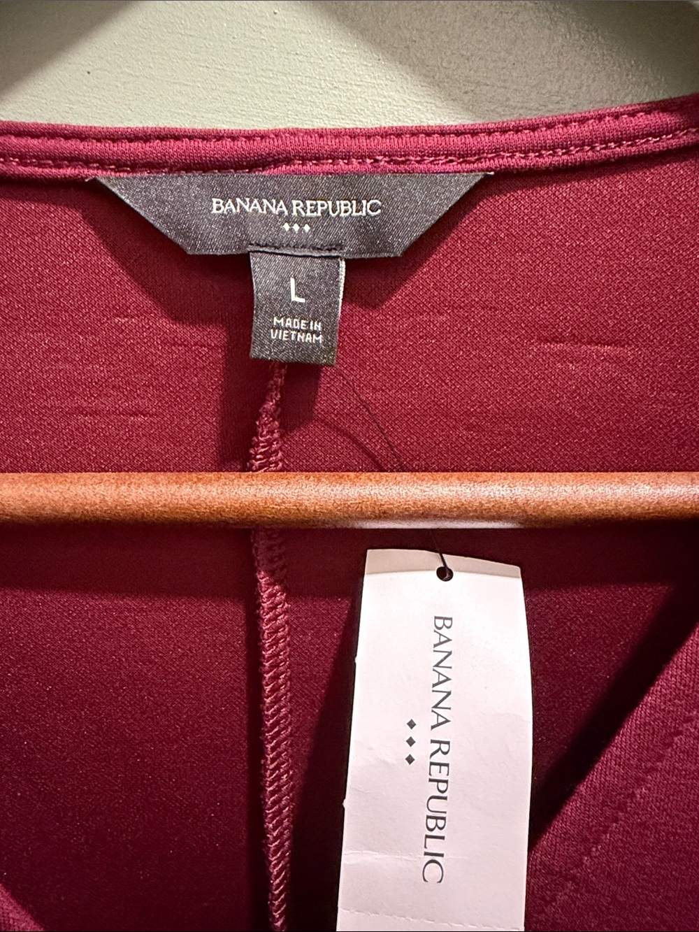 Banana Republic Soft Touch Seamed Top - Picture 2 of 8